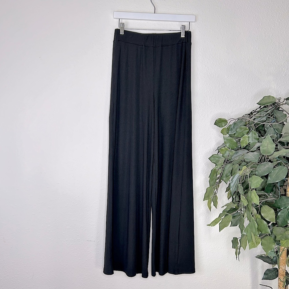 NWT Coco & Carmen Soft Wide Leg Pants